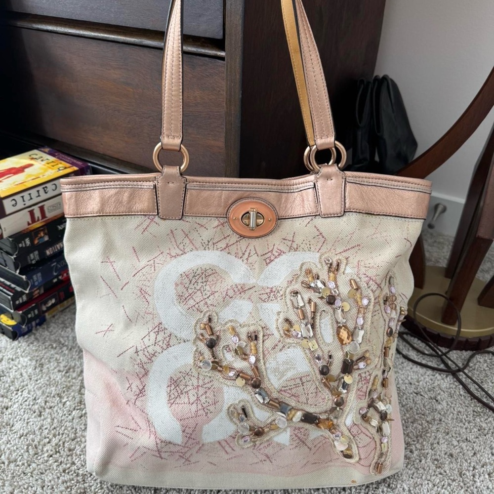 Elegant Beige and Gold Women's Tote Bag